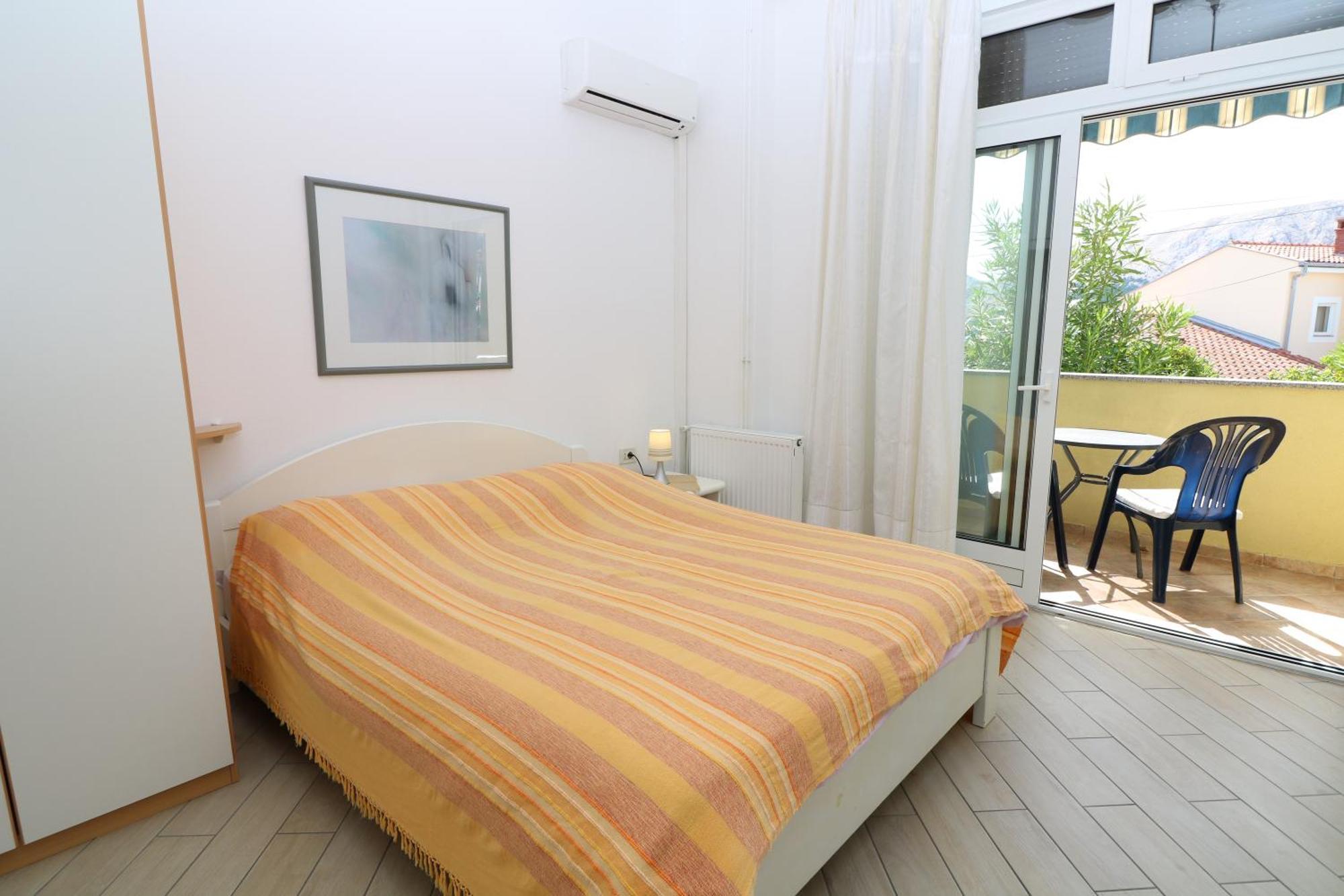 Studio Apartments Cavrak With Terrace Baška Cameră foto