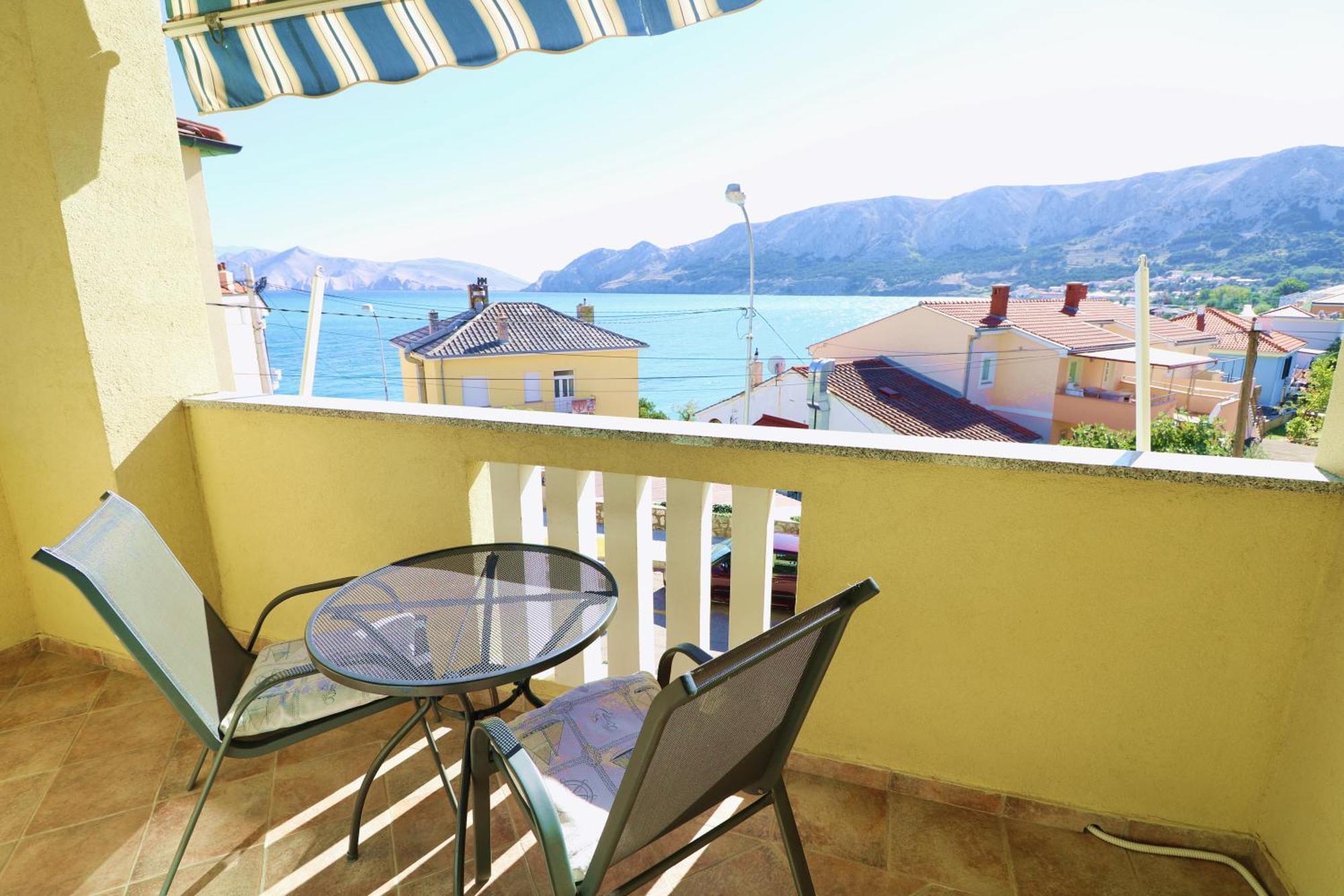 Studio Apartments Cavrak With Terrace Baška Cameră foto